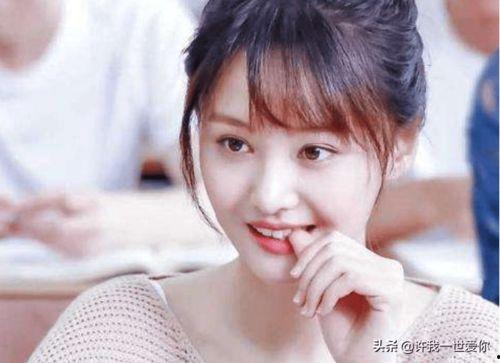 娱乐吃瓜妮妮,揭秘吃瓜群众心中的“妮妮”传奇  第2张