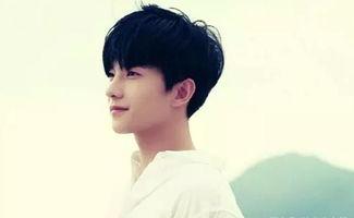 杨洋恋情爆料最新消息,神秘女友身份引热议,细节揭秘! 第3张 杨洋恋情爆料最新消息,神秘女友身份引热议,细节揭秘! 第3张